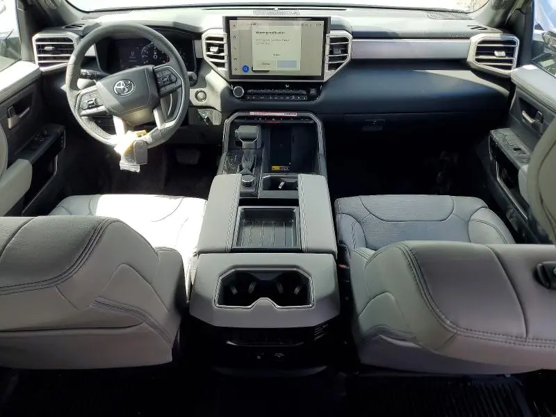 2026 TOYOTA TUNDRA CREWMAX LIMITED  