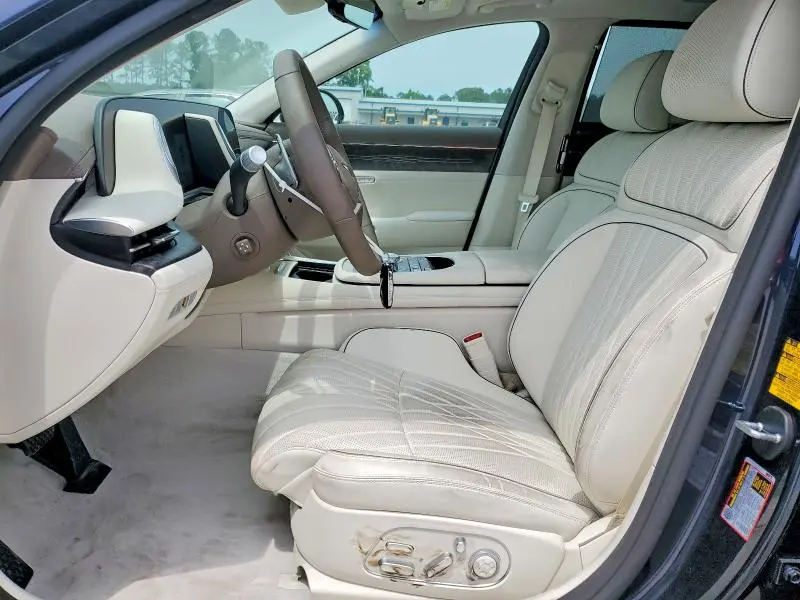 2025 GENESIS G90 3.5T E-SUPERCHARGER  
