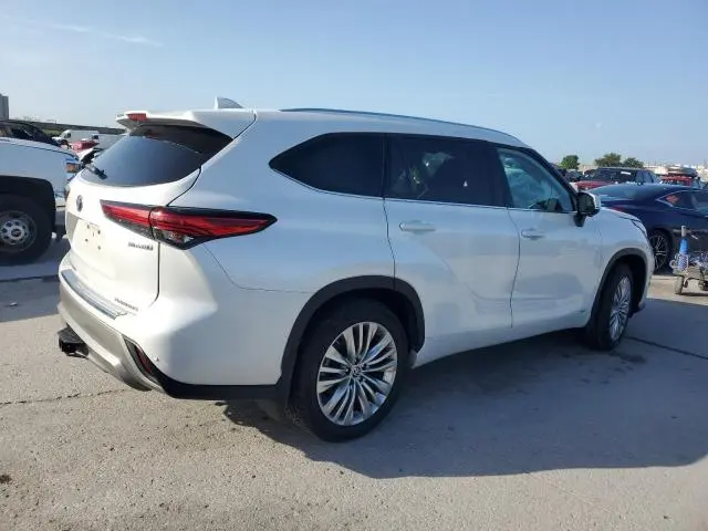 2023 TOYOTA HIGHLANDER HYBRID LIMITED  