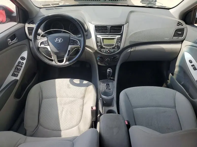 2013 HYUNDAI ACCENT SE  
