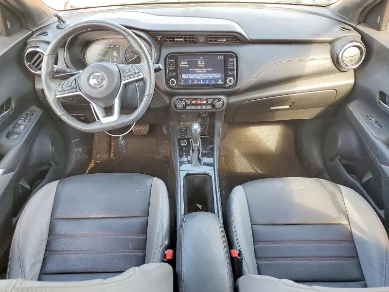 2021 NISSAN KICKS SR  
