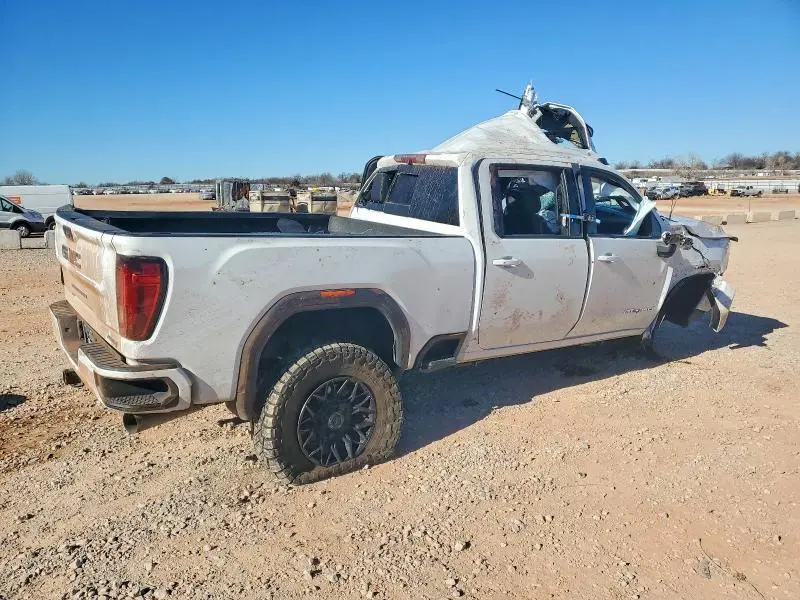 2021 GMC SIERRA K2500 AT4  