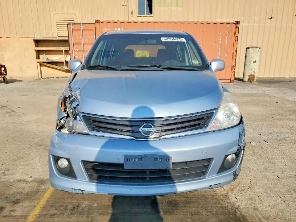 2011 NISSAN VERSA 1.8 S  