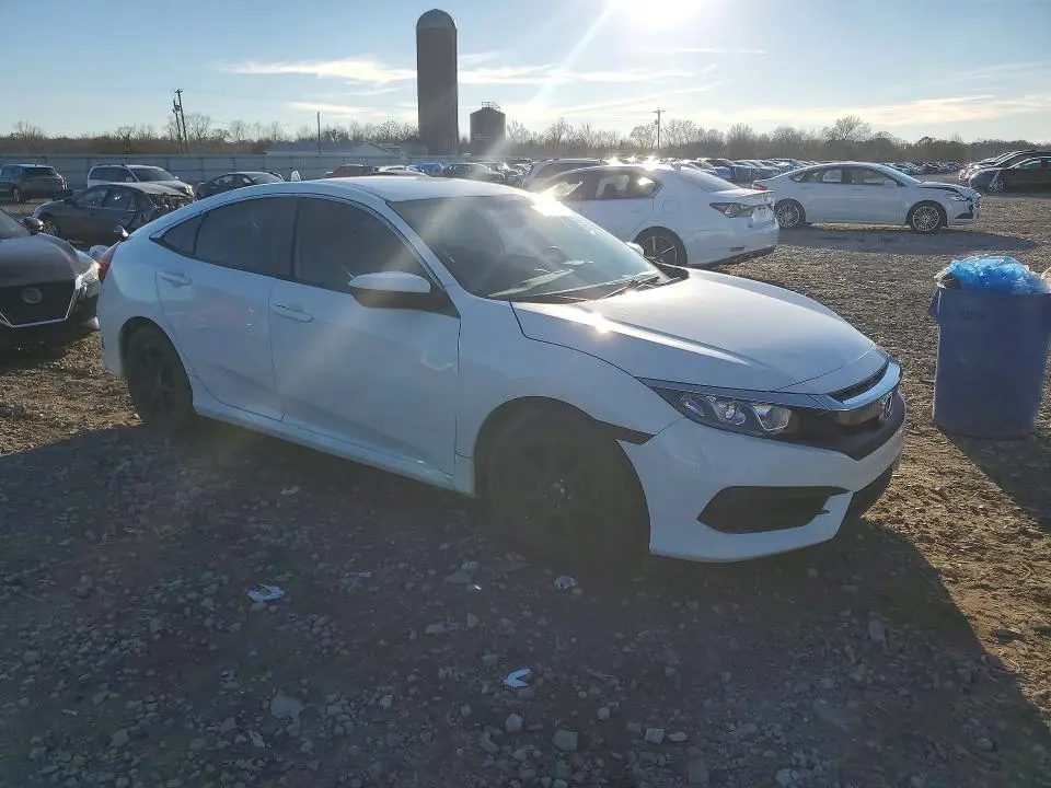 2018 HONDA CIVIC LX  