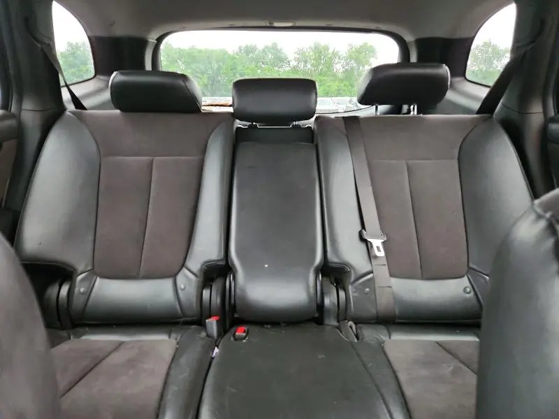 2012 HYUNDAI SANTA FE SE  