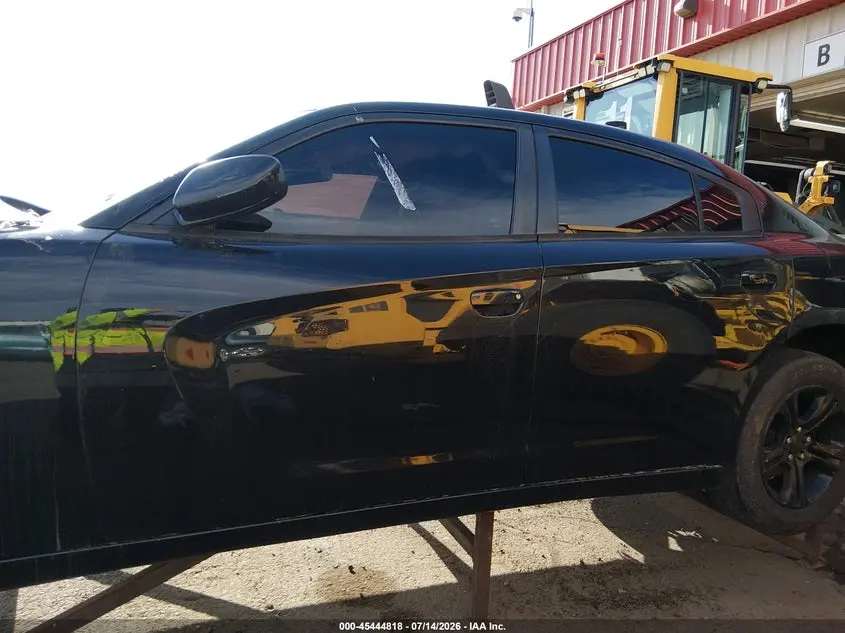 2015 DODGE CHARGER SE