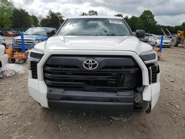 2025 TOYOTA TUNDRA CREWMAX SR  