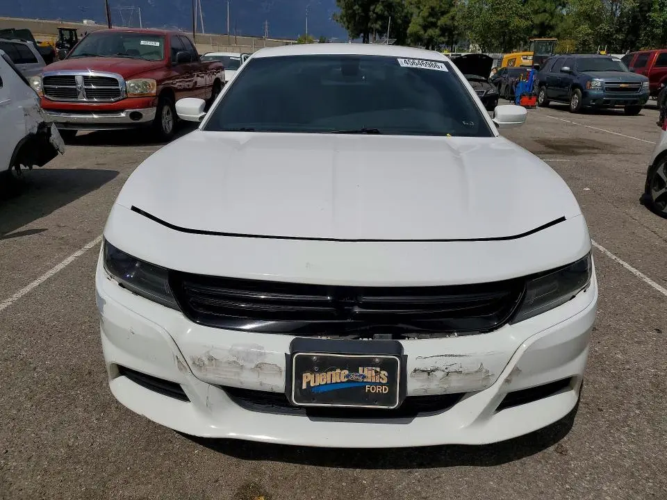 2016 DODGE CHARGER SXT  