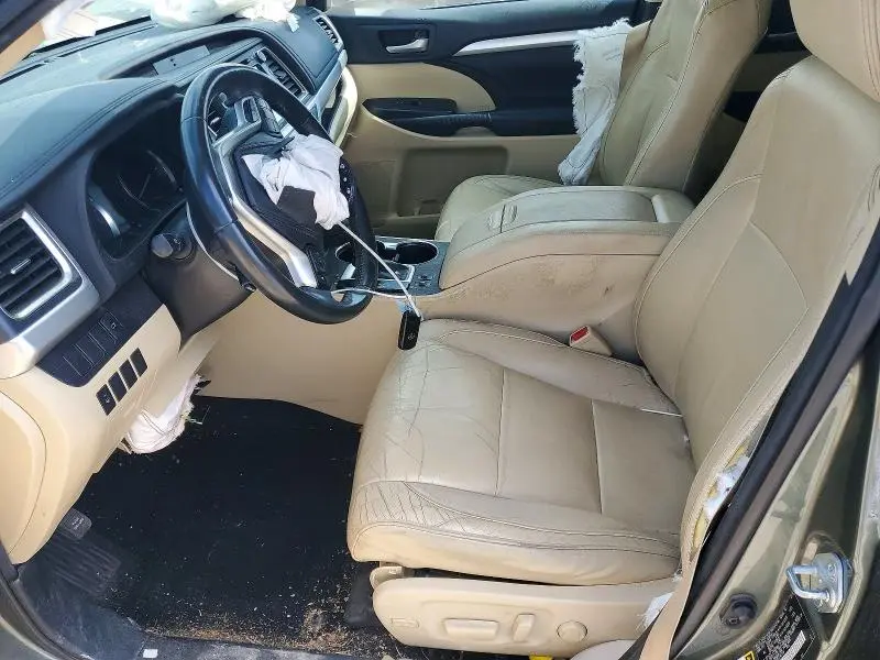 2015 TOYOTA HIGHLANDER XLE  
