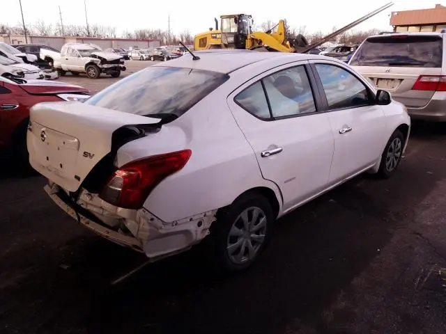 2012 NISSAN VERSA S