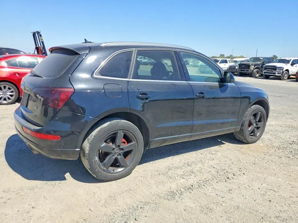 2010 AUDI Q5 PREMIUM PLUS  
