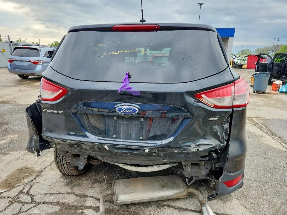 2016 FORD ESCAPE SE  