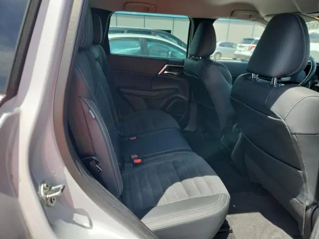 2022 MITSUBISHI OUTLANDER SE  
