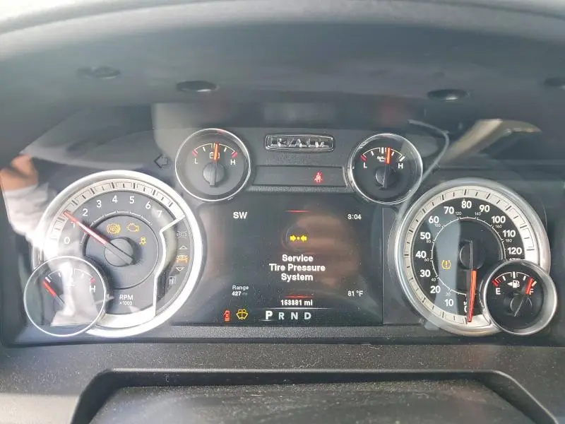 2013 RAM 1500 SLT  
