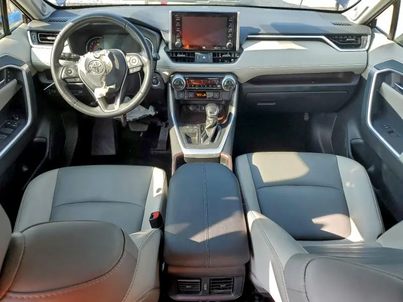 2020 TOYOTA RAV4 LIMITED  