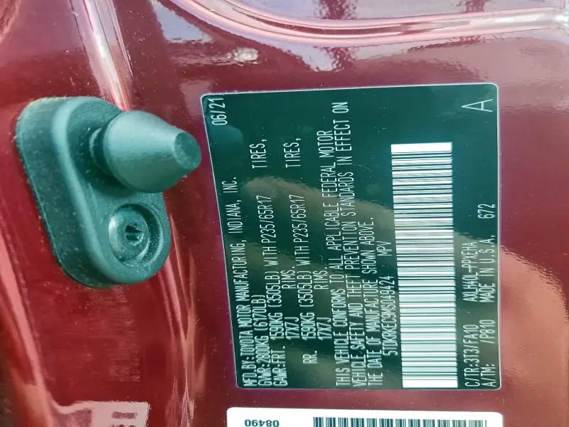 2021 TOYOTA SIENNA LE  