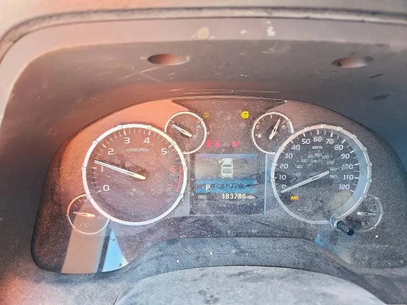 2014 TOYOTA TUNDRA CREWMAX SR5  