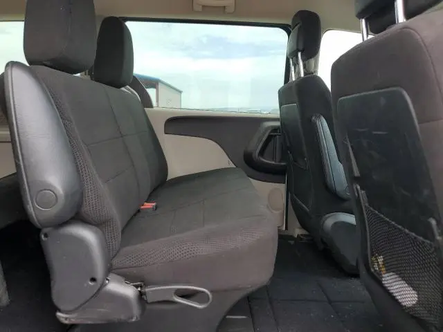 2014 DODGE GRAND CARAVAN SE  