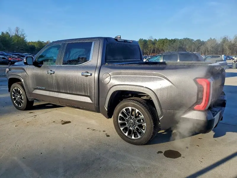 2024 TOYOTA TUNDRA CREWMAX LIMITED  