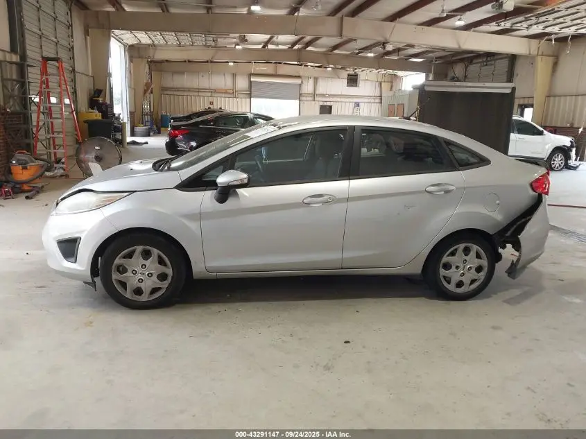 2013 FORD FIESTA SE