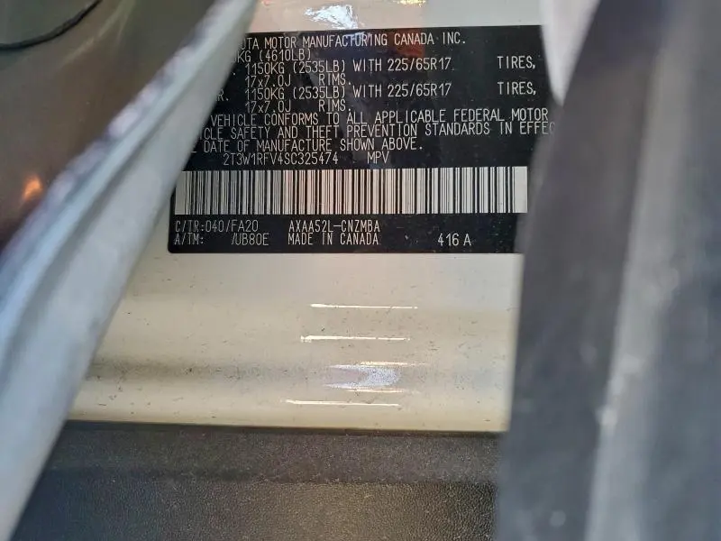 2025 TOYOTA RAV4 XLE  