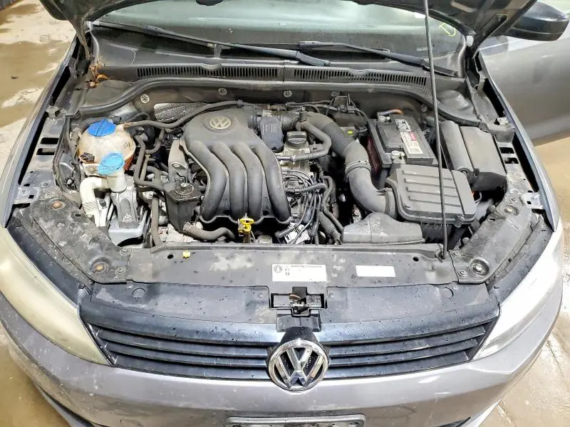 2014 VOLKSWAGEN JETTA BASE  