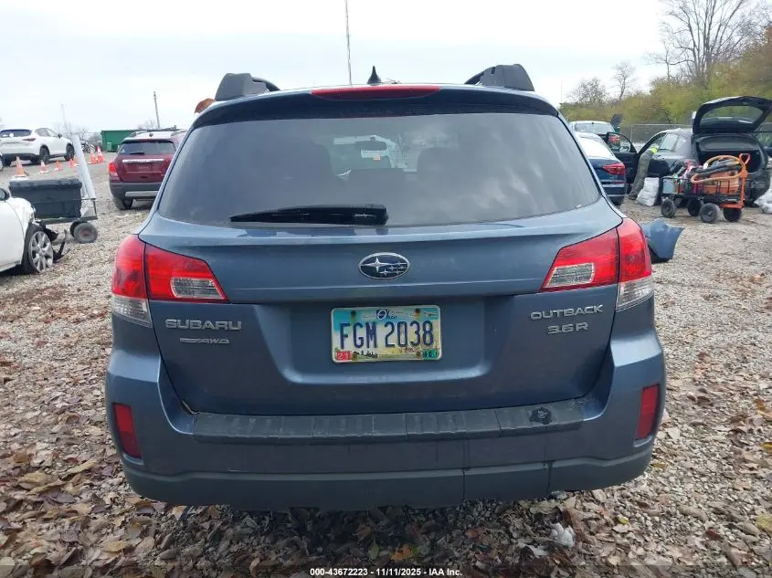 2014 SUBARU OUTBACK 3.6R LIMITED