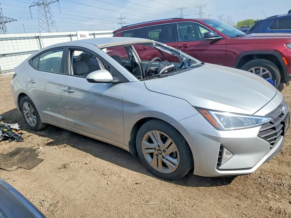 2019 HYUNDAI ELANTRA SEL  