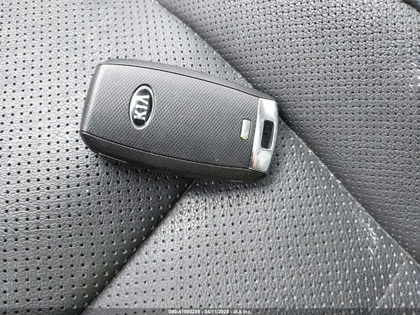 2016 KIA SORENTO 3.3L SX