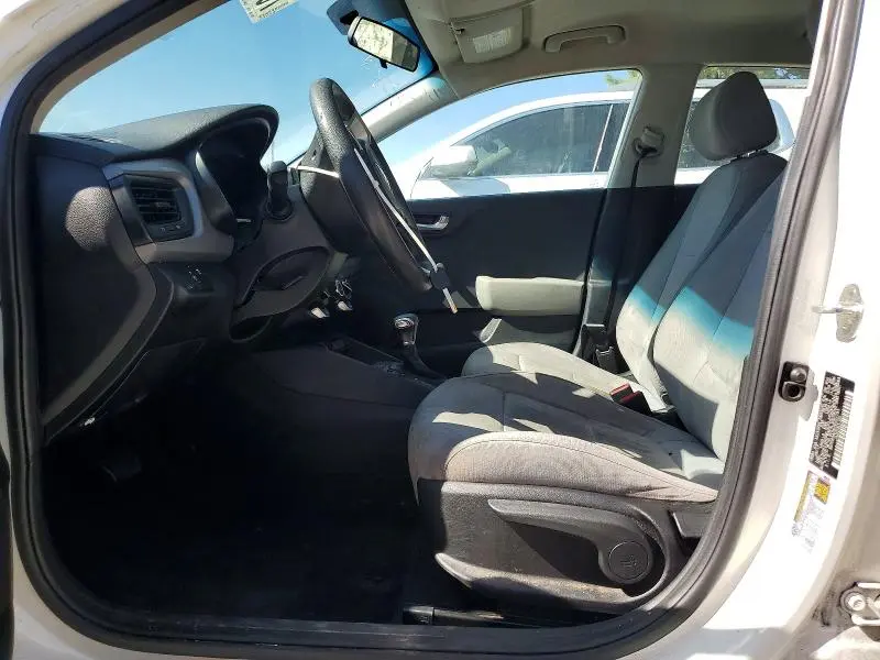 2018 KIA RIO LX  