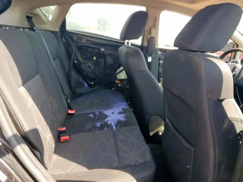2011 FORD FIESTA SE  