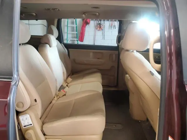 2016 KIA SEDONA LX  