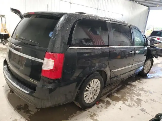 2016 CHRYSLER TOWN & COUNTRY LIMITED  