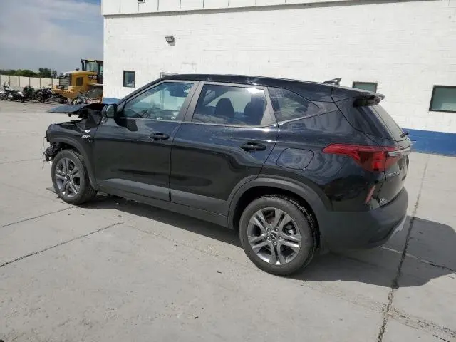 2022 KIA SELTOS LX  