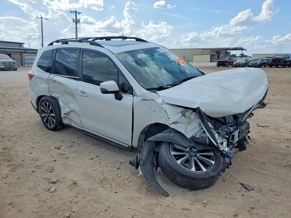 2017 SUBARU FORESTER 2.0XT TOURING  