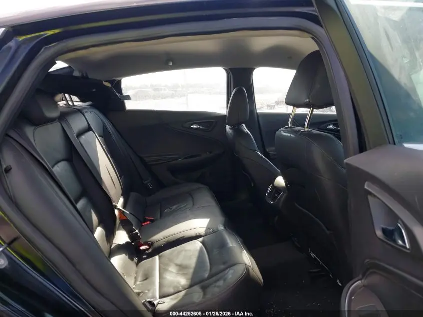 2017 CHEVROLET MALIBU 1LT