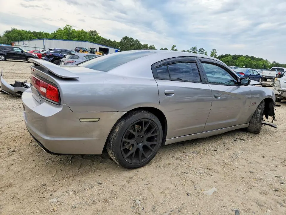 2013 DODGE CHARGER R  