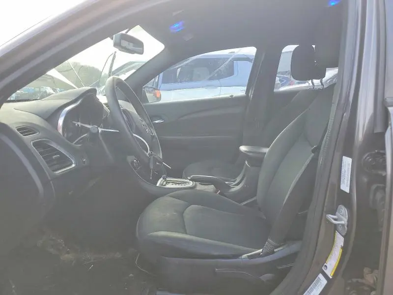 2014 DODGE AVENGER SE  