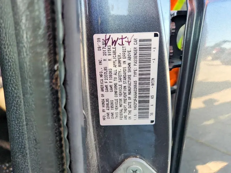 2010 HONDA ACCORD LXP  