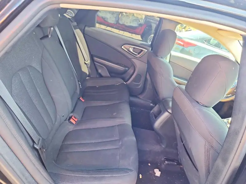 2016 CHRYSLER 200   