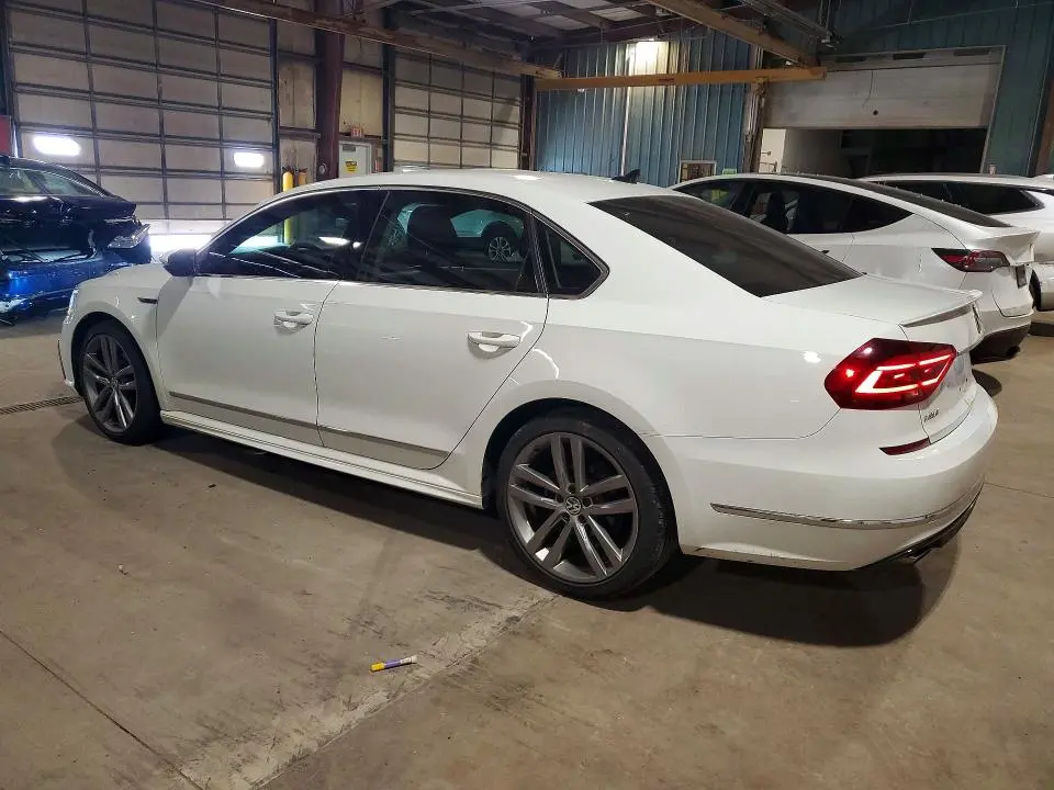 2017 VOLKSWAGEN PASSAT R-LINE  