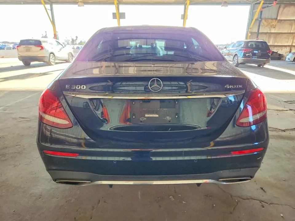 2017 MERCEDES-BENZ E 300 4MATIC  