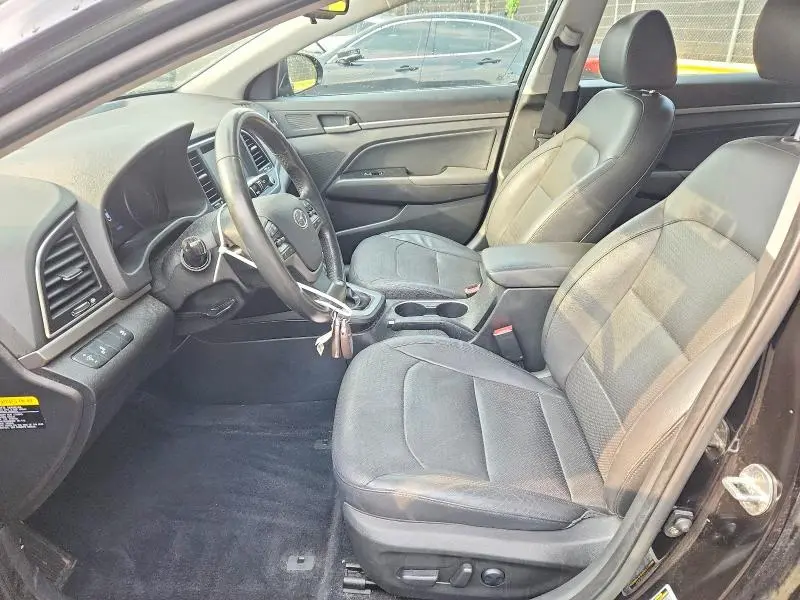 2017 HYUNDAI ELANTRA LIMITED  
