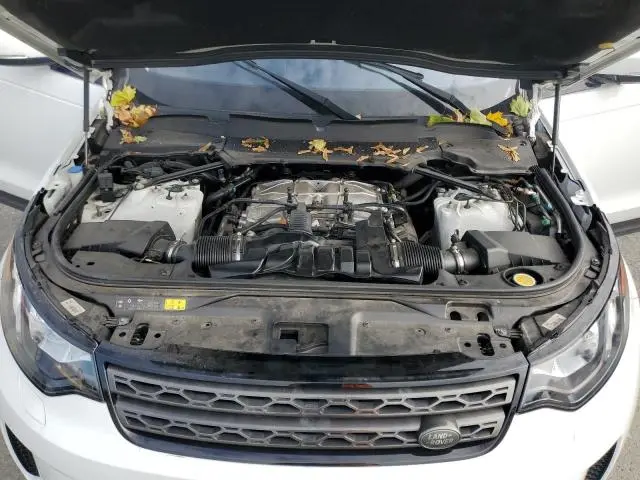 2017 LAND ROVER DISCOVERY SE  