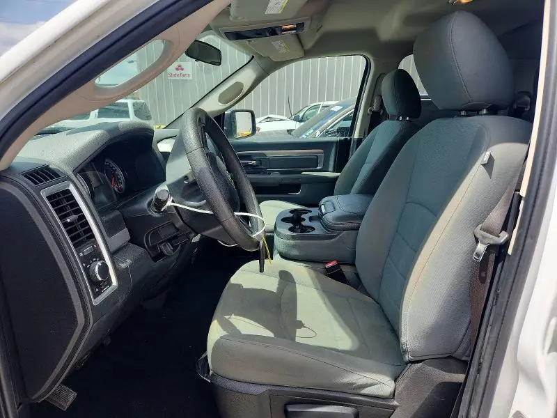 2018 RAM 1500 SLT  