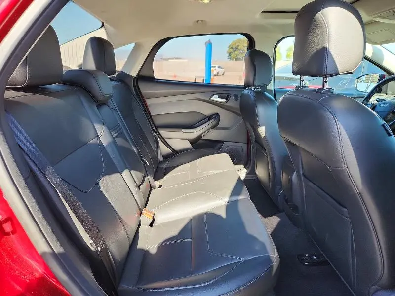2016 FORD FOCUS TITANIUM  