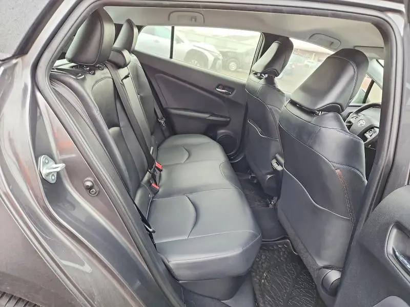 2019 TOYOTA PRIUS LIMITED  