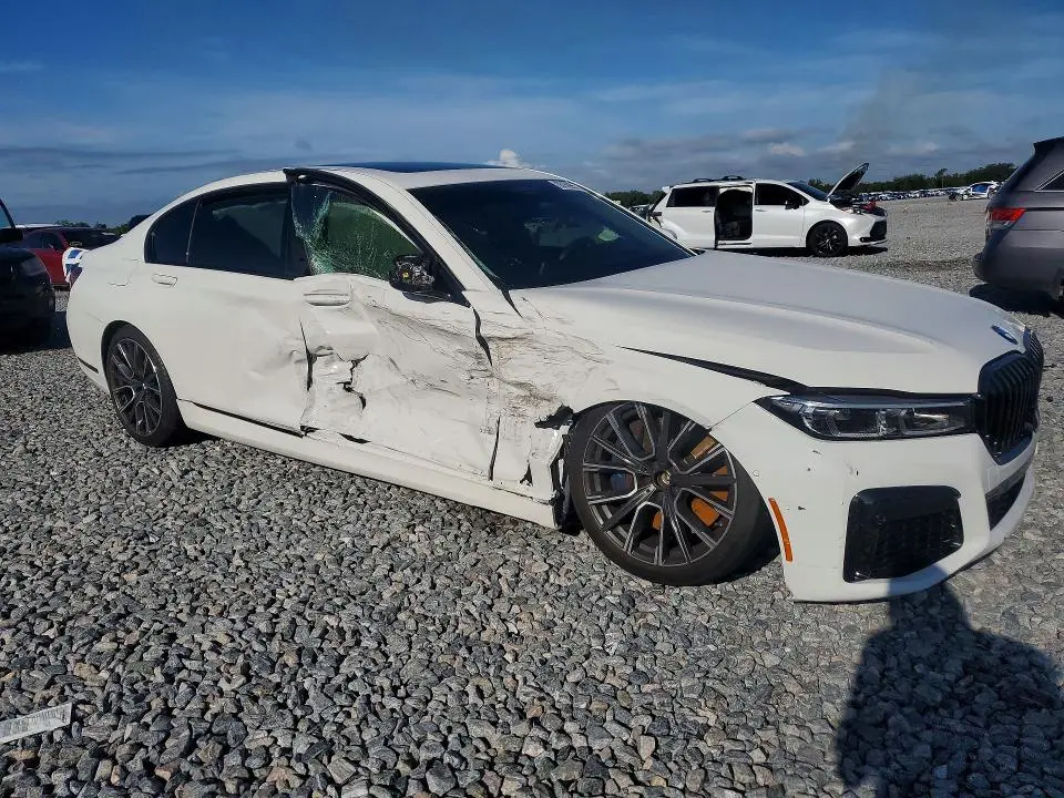 2021 BMW 750 XI  