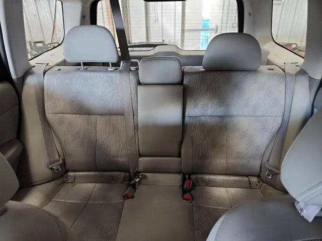 2010 SUBARU FORESTER XS  