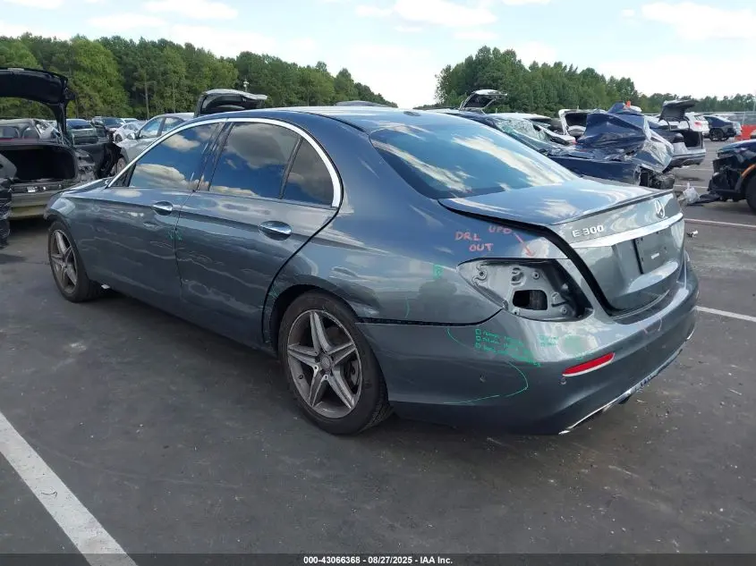 2017 MERCEDES-BENZ E 300  